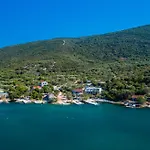 Willa 5* Beachfront Olive Mill