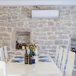 5* Beachfront Olive Mill Putnikovic