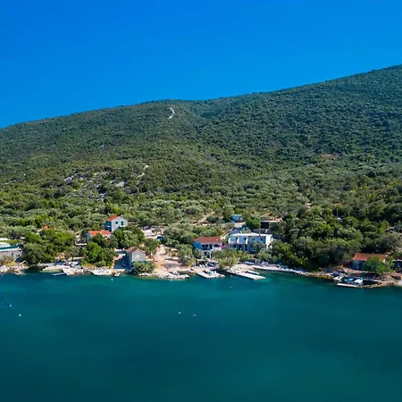 Villa 5* Beachfront Olive Mill